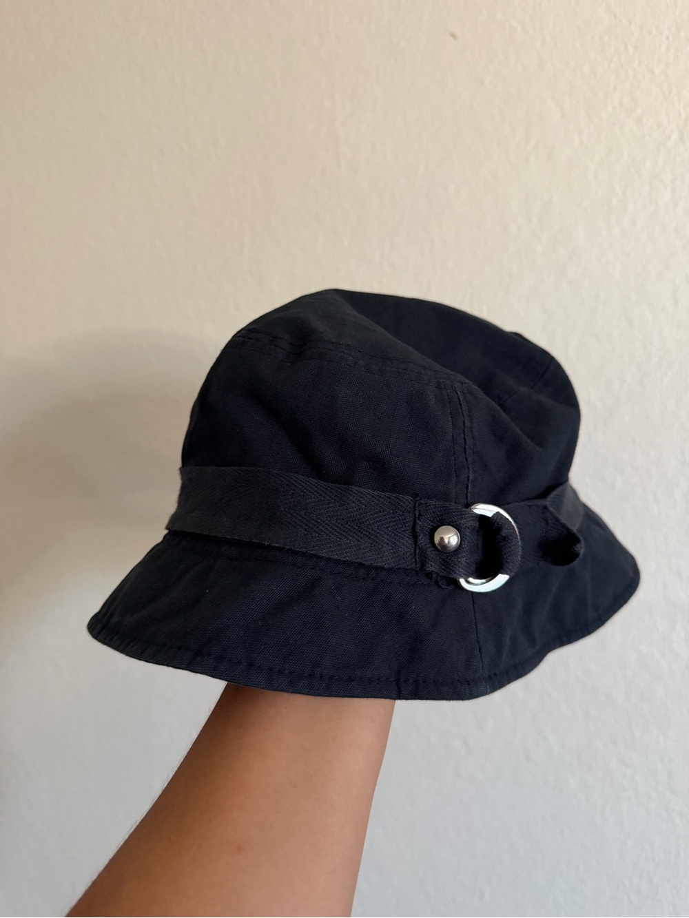 Banana Republic Black women Bucket Hat with Silver Ring